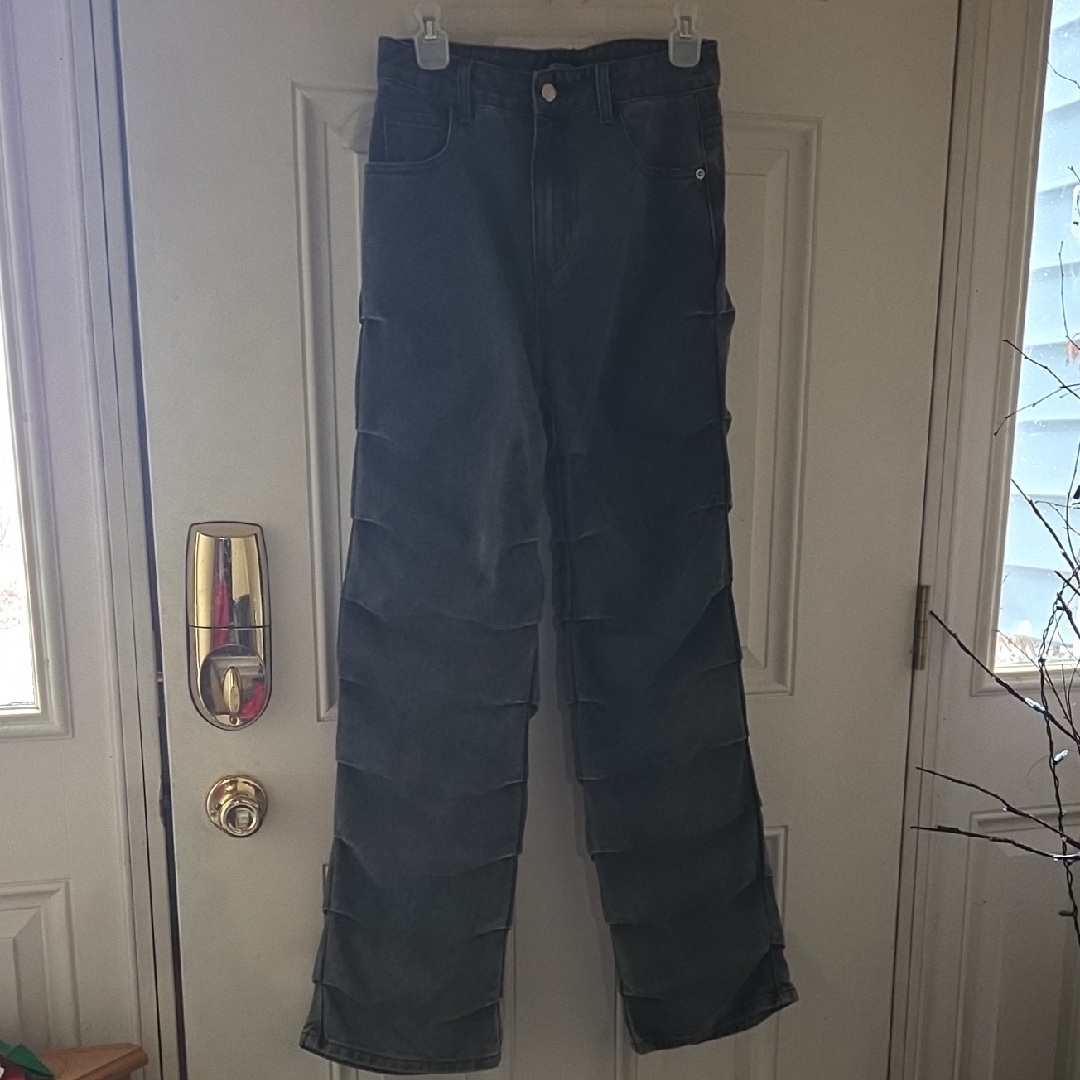 Dark Gray Cargo Pants. Nwt